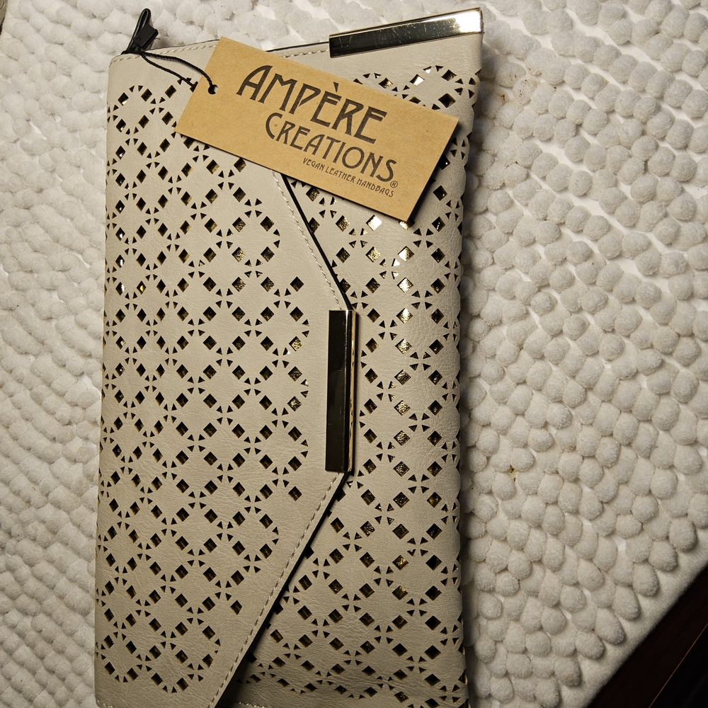 New Ampere Creations Beige  The Ana Laser Cute Messenger - Picture 12 of 12